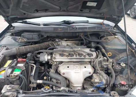 2001 Honda Accord Value Package из США, поврежденный, VIN 1HGCF86691A141698